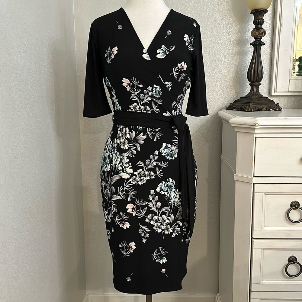 White House Black Market Faux Wrap Floral Dress Size 0